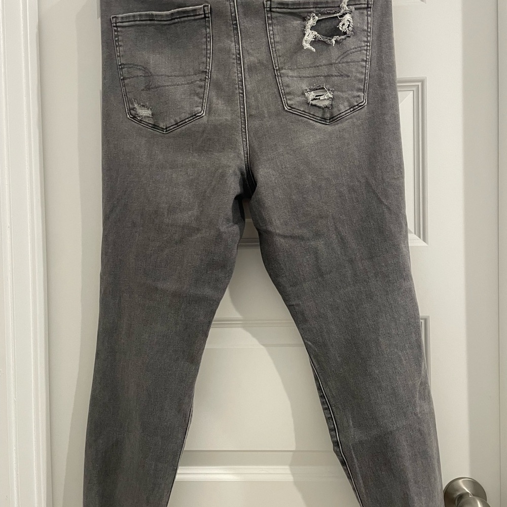 American Eagle Outfitters Ripped Gray Skinny Jeans - Picture 3 of 4